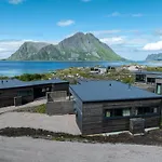 Beautiful In Lofoten Housing Up To 6 Guests! * Lyngværet