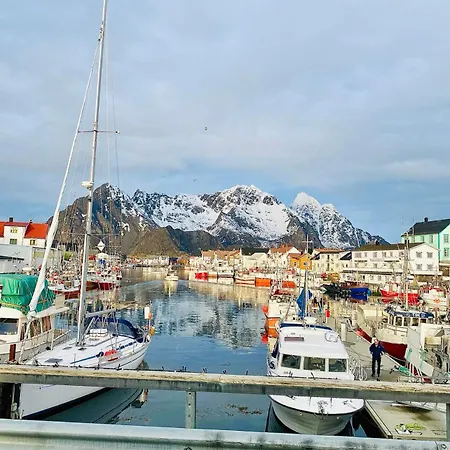 Beautiful In Lofoten Housing Up To 6 Guests! Lyngværet