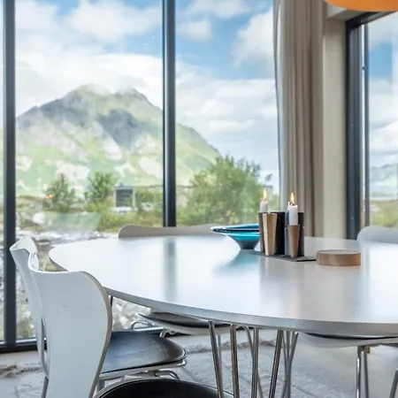 Beautiful In Lofoten Housing Up To 6 Guests!
