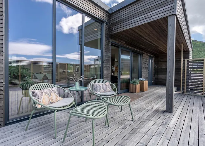 Beautiful In Lofoten Housing Up To 6 Guests! Semesterbostad Lyngværet