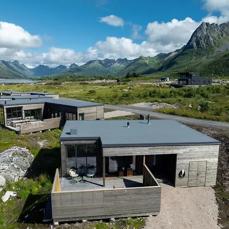 Beautiful In Lofoten Housing Up To 6 Guests! 度假居