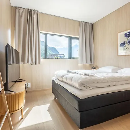 Beautiful In Lofoten Housing Up To 6 Guests! 度假居 *