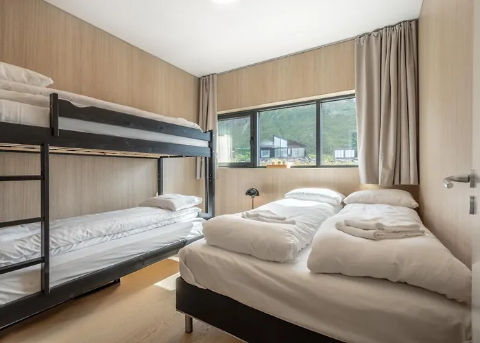 Beautiful In Lofoten Housing Up To 6 Guests! Дом отдыха *